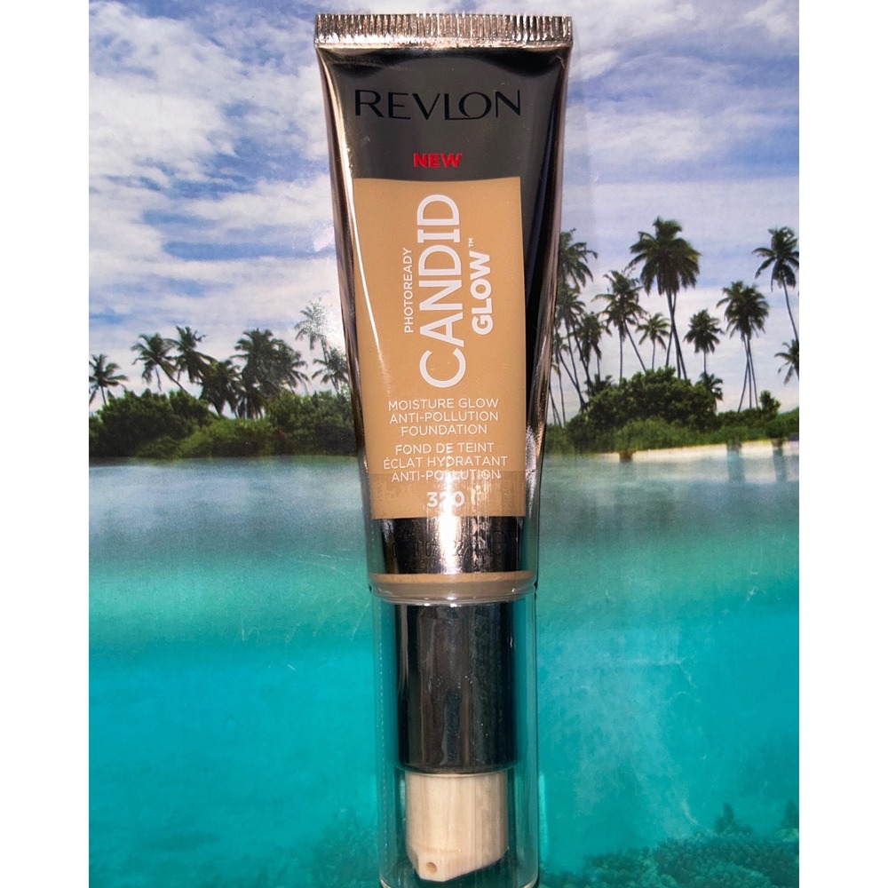Revlon PhotoReady Candid Glow Moisture Glow Anti-Pollutionโ Foundation 320 Tawny